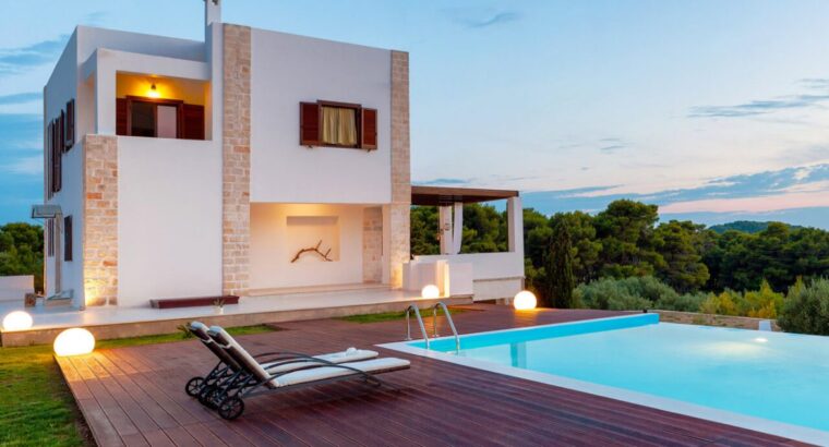 Luxury 3 Bedroom Apartment for Sale in Prime Locat